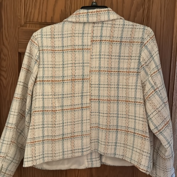 Lauren Conrad. Great blazer for fall. 24” jacket length.  NWT. - Picture 5 of 7